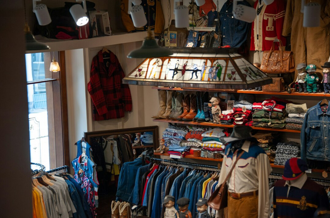 detective in clothing store
